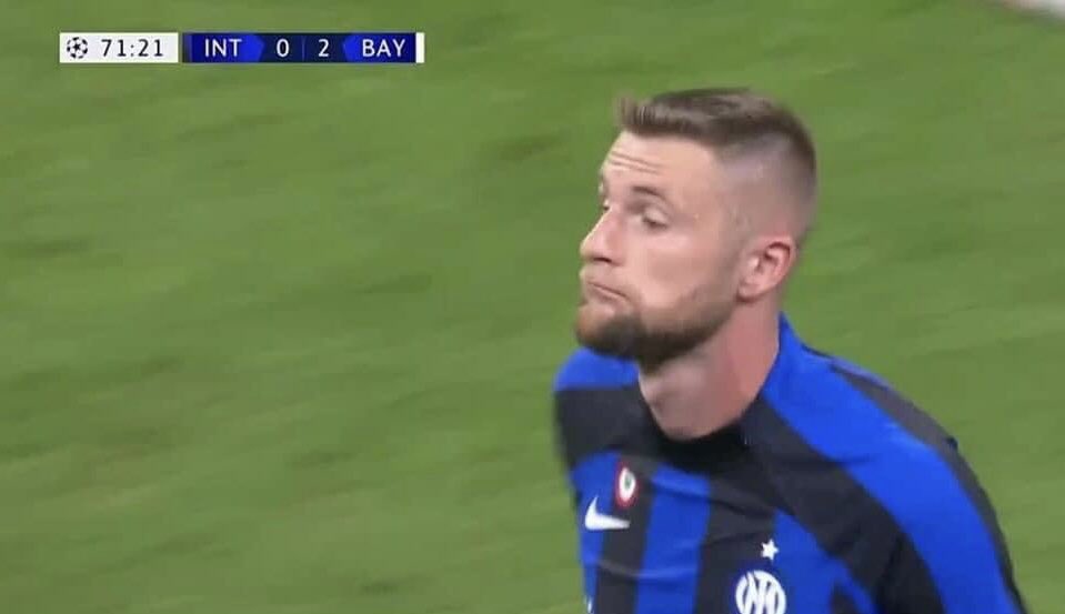 Milan Skriniar is just great  - Page 2 FcNR6hdWQAAxavC?format=jpg&name=medium