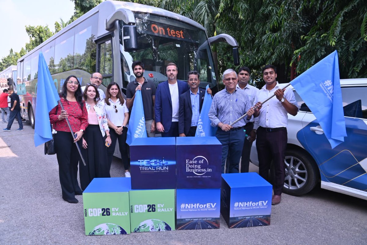 NHforEV's tweet photo. Mr @Abhijeet_Sinhaa, National Program Director - @EODB_IN, Project Director - #NHEV, has flagged off the EVs from Colonel Dhyan Chand National Stadium during the opening ceremony of Tech Trial Run-2 with the aim to boost E-mobility in India. 
#TechTrialRun https://t.co/LYoFOMcP1V