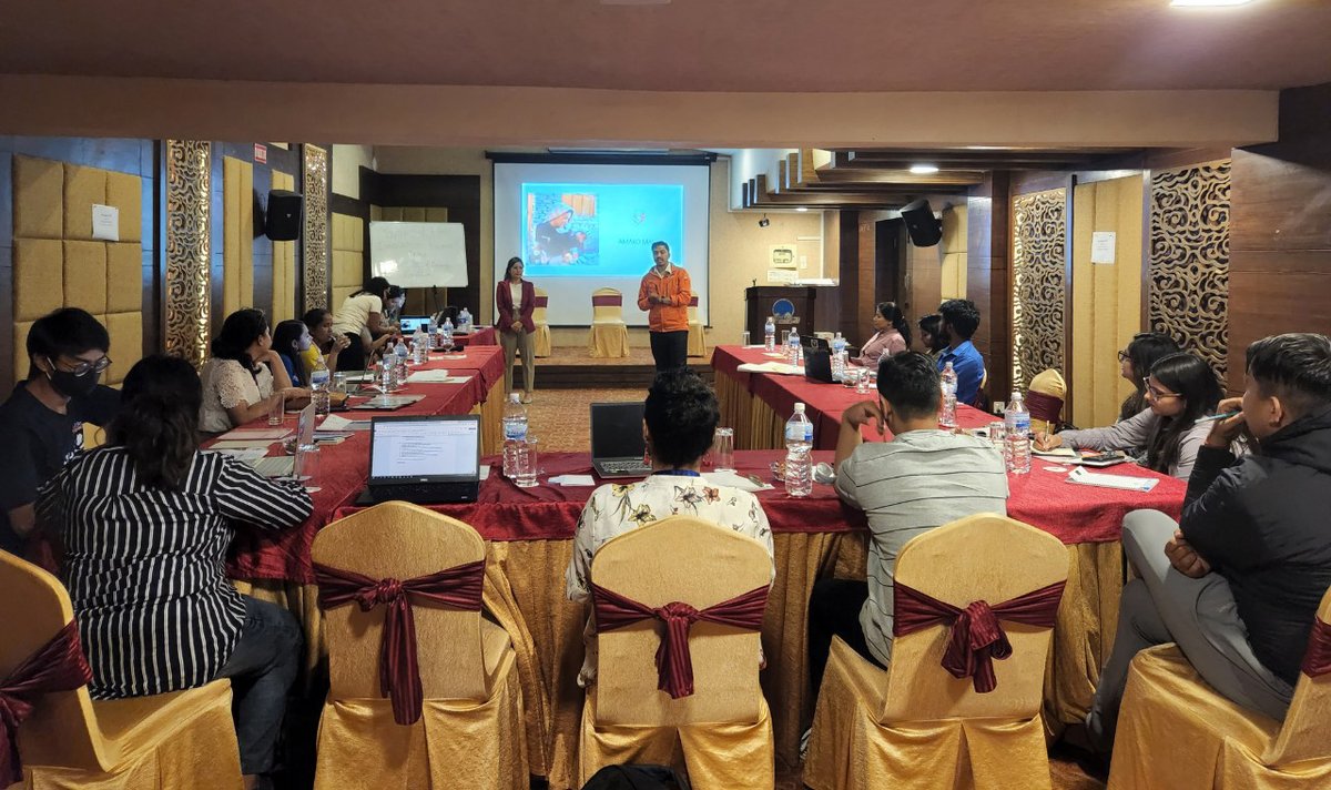 UNFPANepal's tweet photo. Youths are innovators and accelerators in promoting #SRHR #CSE &amp; #ICPDPoA. 
A 2days innovation roundtable concluded w/ the ideas of expanding collaboration among young entrepreneurs for the access to digital comprehensive SRHR information, education and services for young people. https://t.co/O8OzOtUFPq