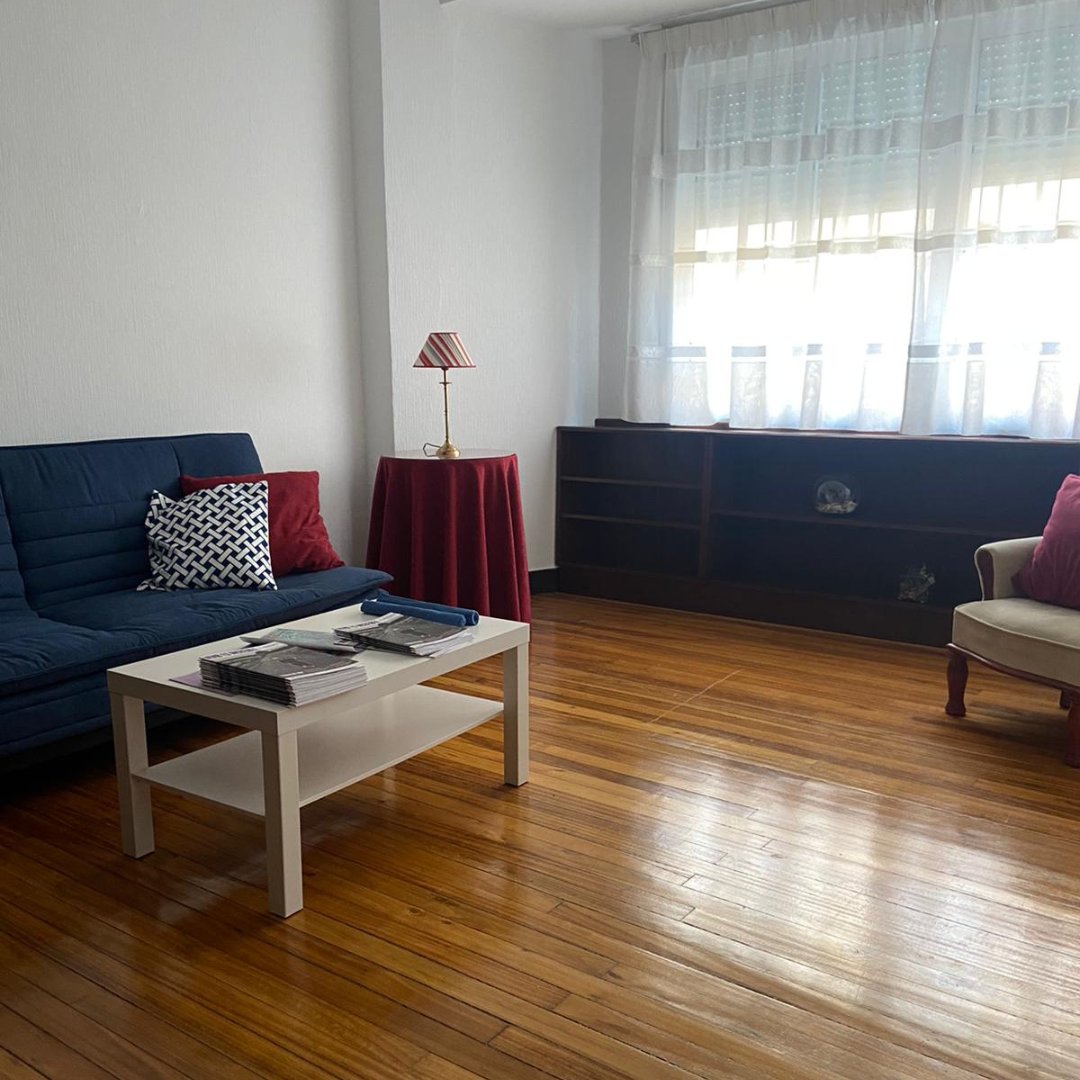 Asotrame1's tweet photo. 📢Nueve familias se han beneficiado ya en lo que va del 2022 de “Como en casa: vivienda de estancia temporal para pacientes oncológicos y familiares”. Un servicio de #Asotrame, incluido en el Plan de Prioridades de @COCEMFEnacional, y contará con financiación de @Fundacion_ONCE🤝 https://t.co/TFXX7MAlVP