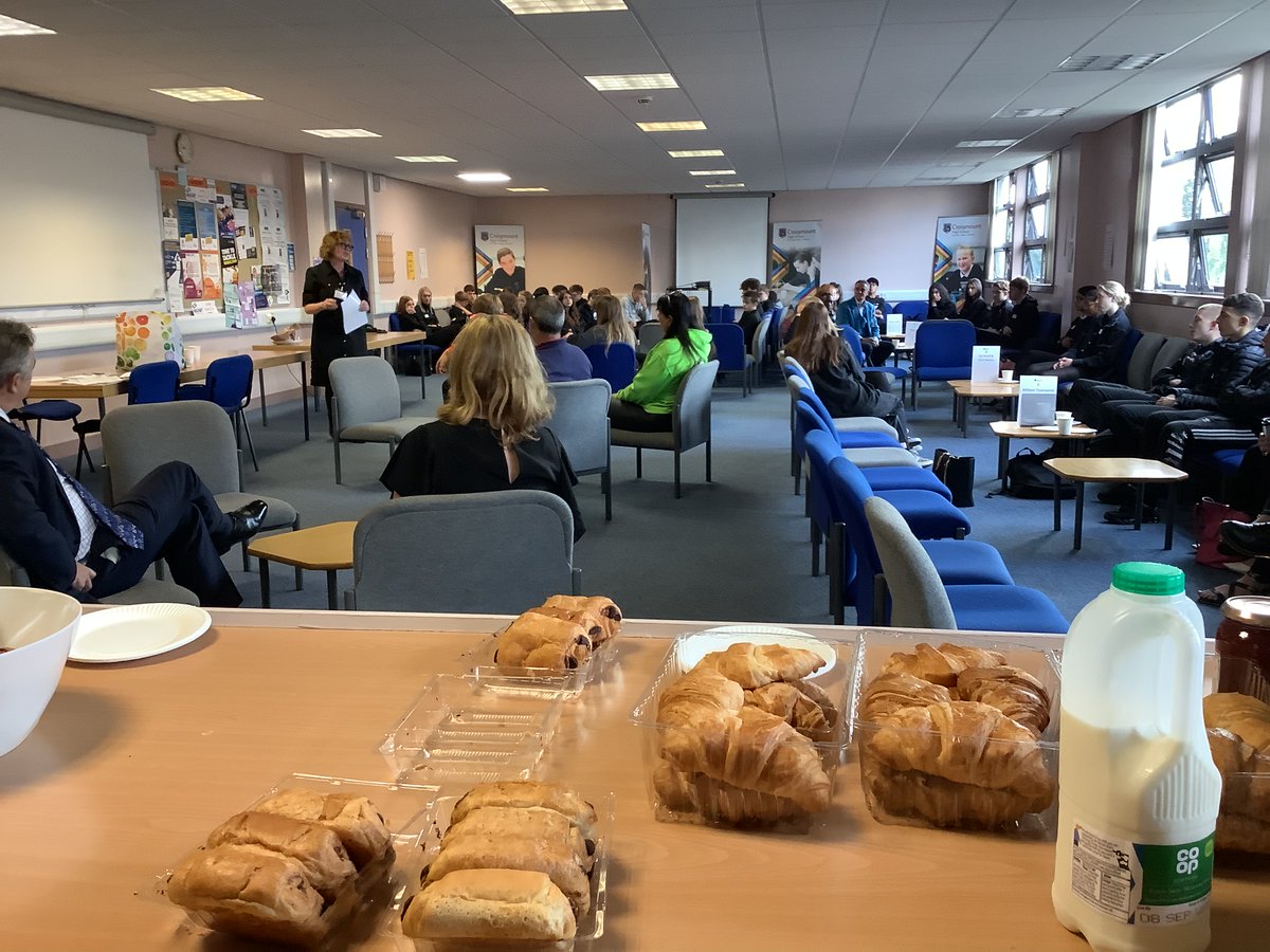 Yesterday’s #BusinessBreakfast saw 9 very special guest Entrepreneurs welcomed to Craigmount High School. Nat 5 Business pupils engaged in conversation and learnt about the entrepreneurs’ business, challenges they have faced and how they have overcome them in achieving success.