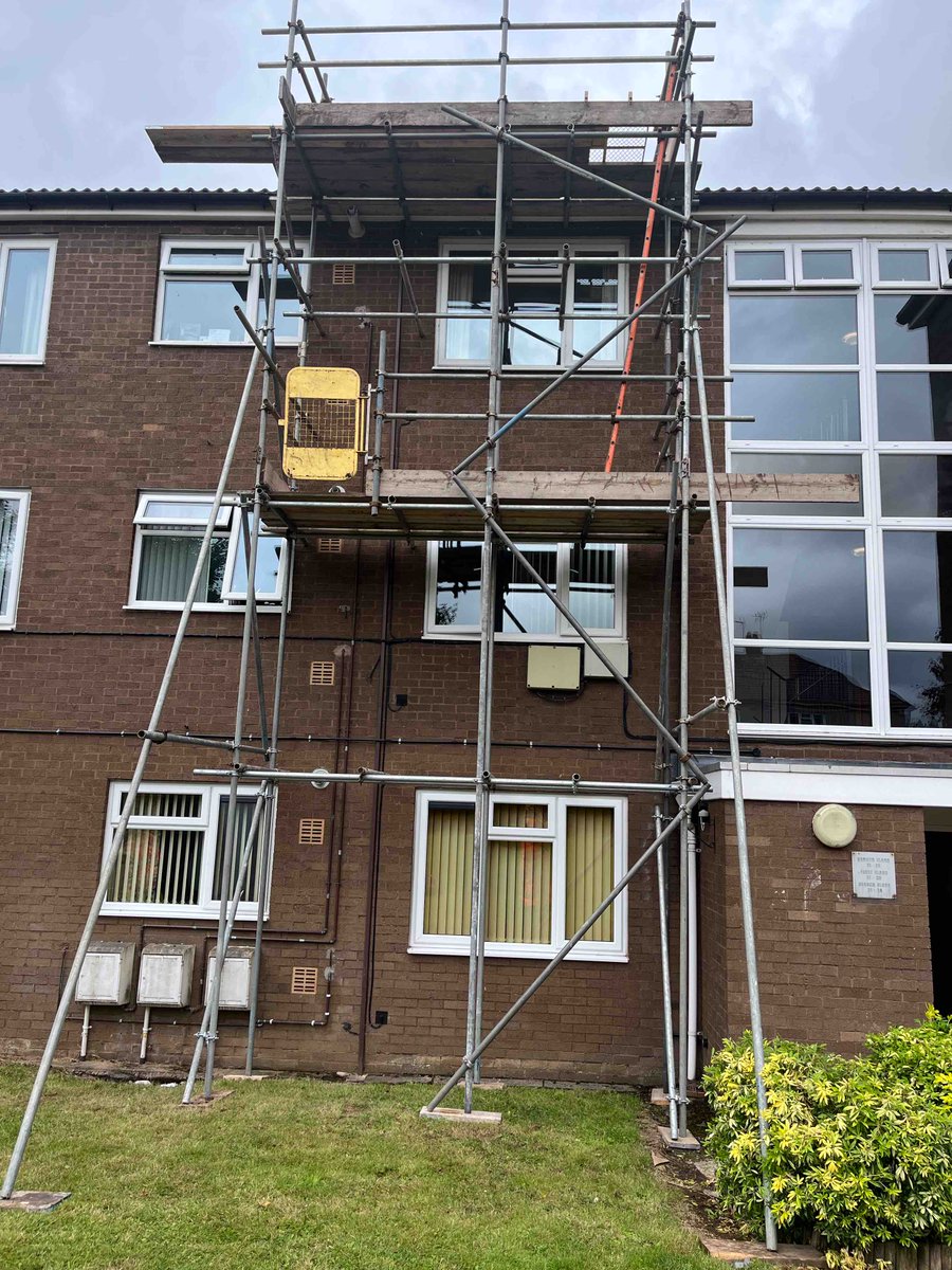 Take a look at 1 out of 2 towers that we erected for Green Park Power in the week😮

if you have any scaffolding requirements, please don't hesitate to contact us!
💥FREE QUOTES💥
📞01495 769169
✉️Info@ccscaffoldsystems.co.uk