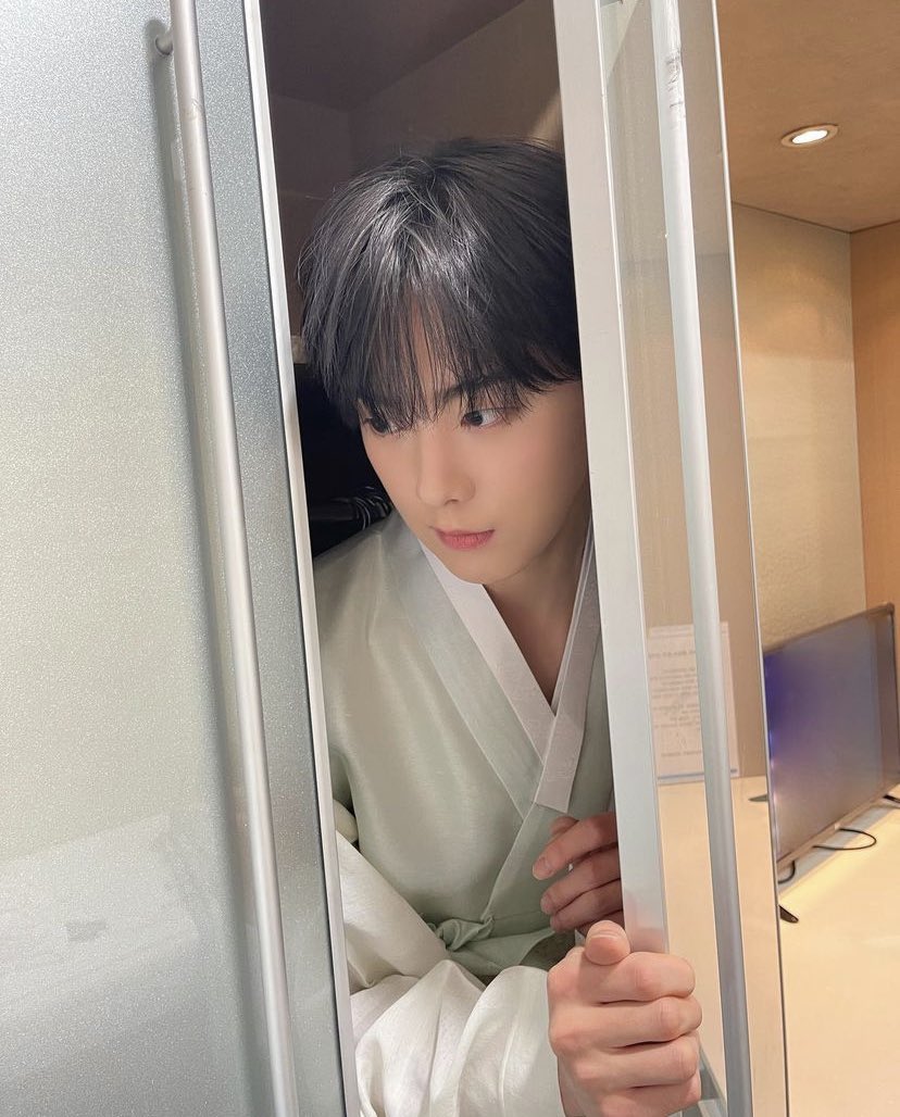 ddana_potato's tweet image. 4년전이나 지금 이나 한결같이  짱 귀여움🥹

#산하