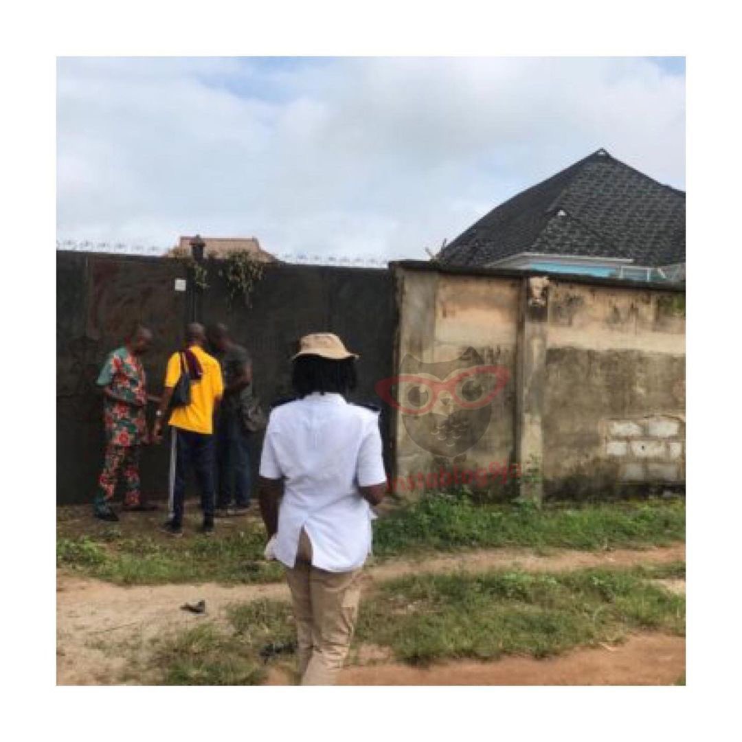 instablog9ja's tweet photo. Graphic: Shock As Landlord’s Sk€leton Is Found On His Bed 4 Years After He Was Last Seen In Oyo https://t.co/VtX0F3jEFZ