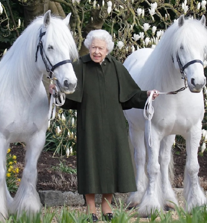 CorbyClean's tweet image. Rest in Peace and Rise in Glory HM Queen Elizabeth ll 
1926-2022
God Save The King