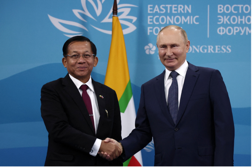 KenRoth's tweet photo. They deserve each other: the Myanmar junta leader, Min Aung Hlaing, as his forces murderously attacks the country's pro-democracy movement, and Putin, as his forces murderously attack Ukrainian civilians. https://t.co/p5CYSjLS0z https://t.co/etp5tlOqGM