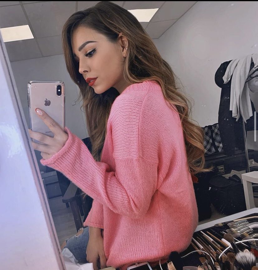 𝘉𝘰𝘯𝘫𝘰𝘶𝘳.