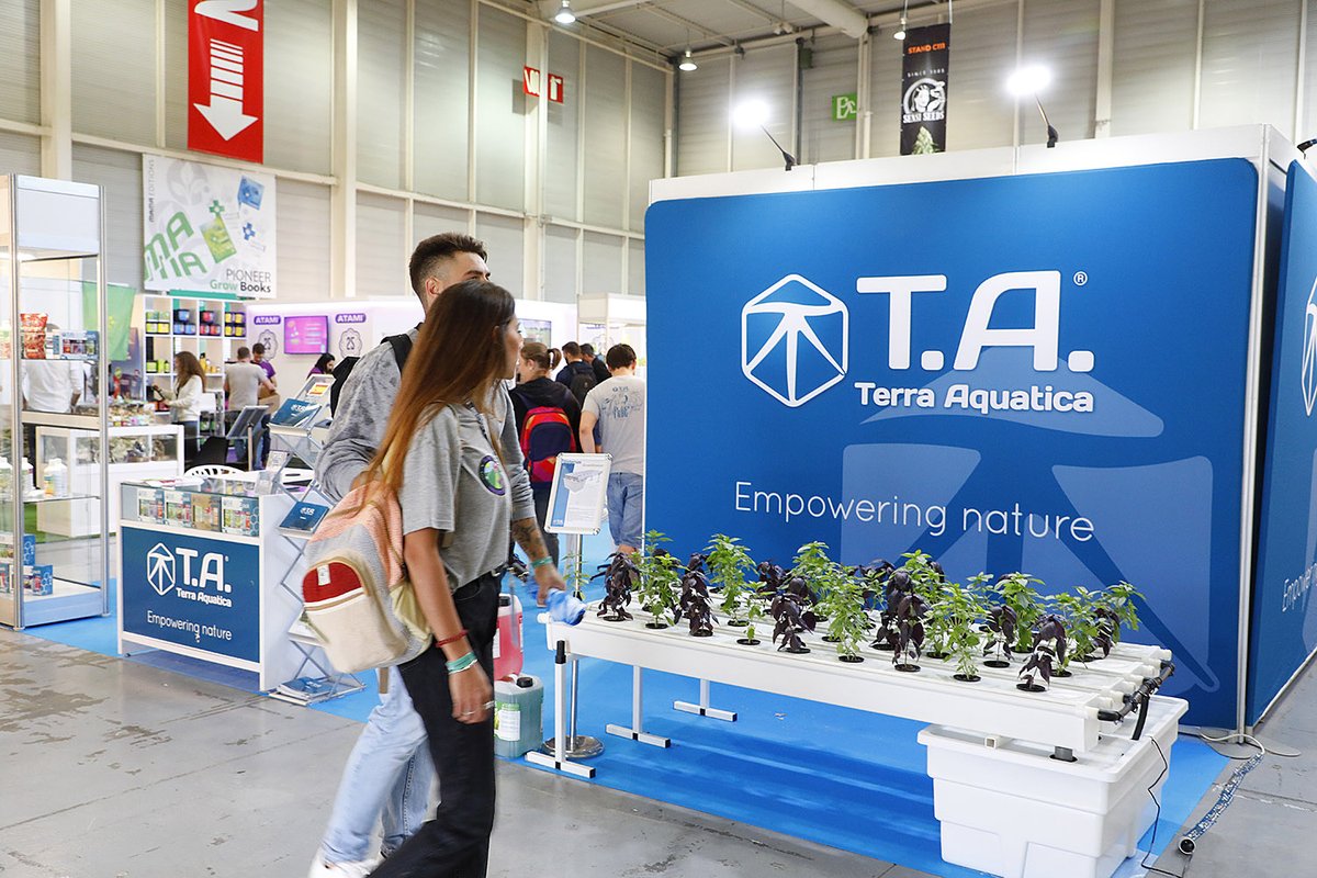 🔥Hier, nous avons donné le coup d'envoi de la journée B2B réservée aux professionnels !

#expogrow #HBD #hempbusinessday #B2B #professionalsonly #irun #ficoba