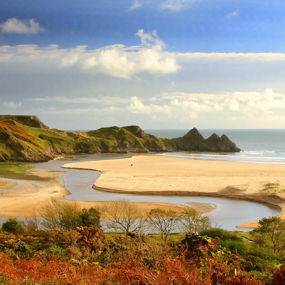 “Pobbles And Three Cliffs Bay, Gower” buff.ly/33tF7px #Wales #photography #beach