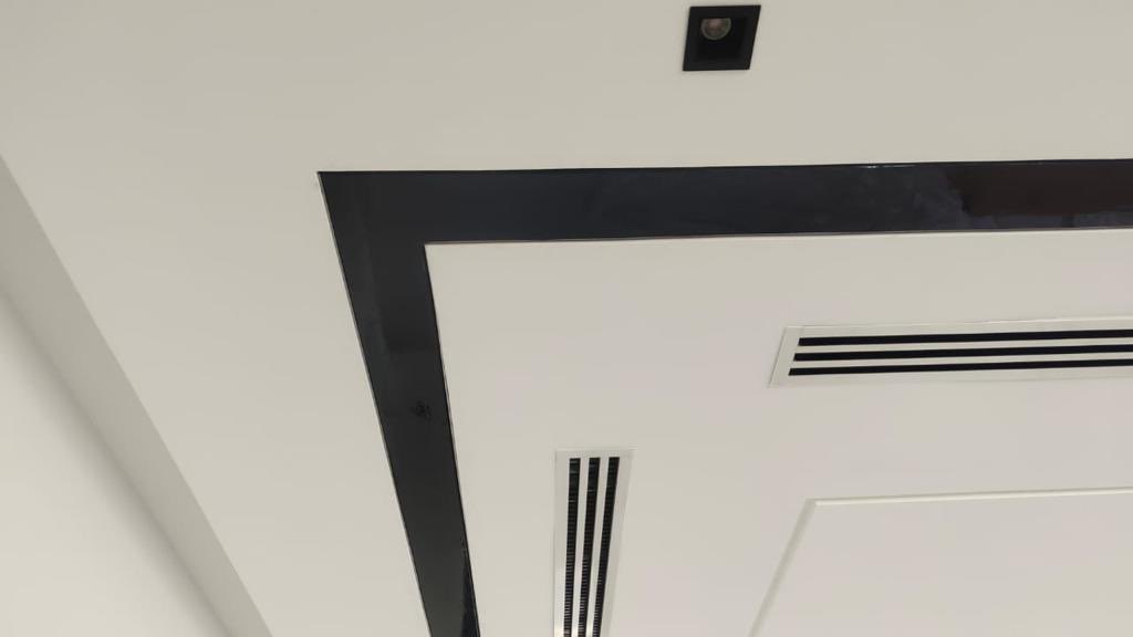EASTERNCEILINGS's tweet photo. Today's work is the installation of #stretch_ceilings #black lacquer in #qateef
————————-
#QueenElizabeth #decor #Decorte #design #life #style #light #الجبيل_الصناعية #ارامكو #الرياض #الشرقية https://t.co/nHt0G0DukW