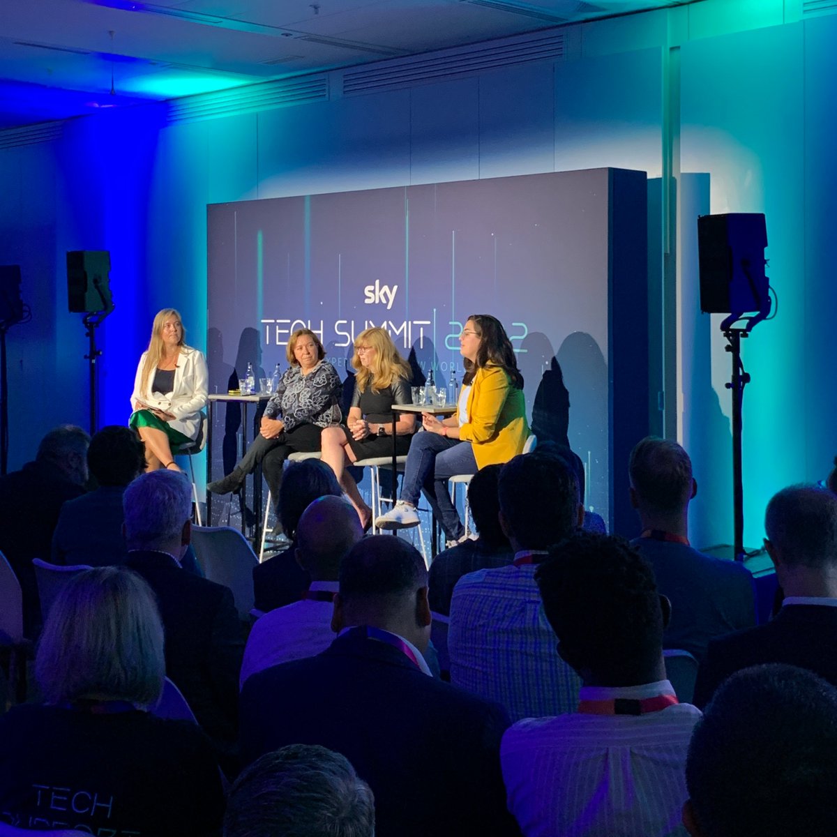 DrSophiaGberg's tweet photo. Some #SkyTechSummit 2022 highlights:
π being on an awesome panel discussing #innovation in #enterprise
π©βπ» demos of cutting-edge tech deployed across #Sky - from #AR to #VR, + more
π¬ meeting so many inspirational people
π₯ the summer social
π€ & of course, the snack #robot!
1/2 https://t.co/ReNWU68KYD