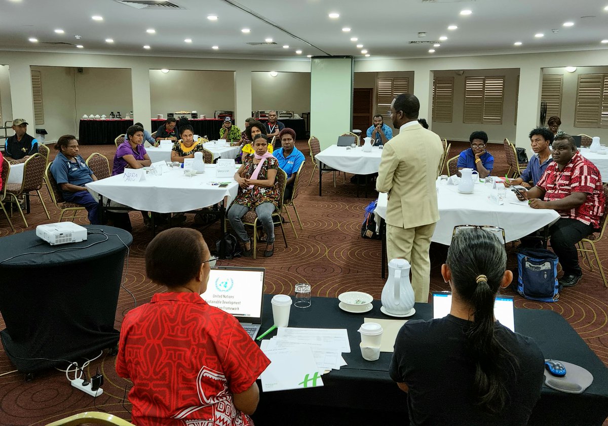 thembakalua's tweet photo. Thanks to @unwomenPNG and @unaidsPNG, today we held 2 consultations with women & girls and key populations about their issues and proposed solutions. Very valuable insights 🙏🏾 #StrategyAsPractice #DesignThinking #LeaveNoOneBehind #DecadeofAction #SDGs #2030Agenda https://t.co/V2OtWkScQR