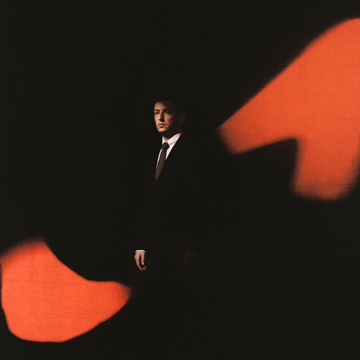 “When the Lights Go”
—
My second album is out now!! It’s about love and the end of the world, and I hope you like it. Thank you for listening and supporting, Orlando x 
—
orcd.co/whenthelightsgo