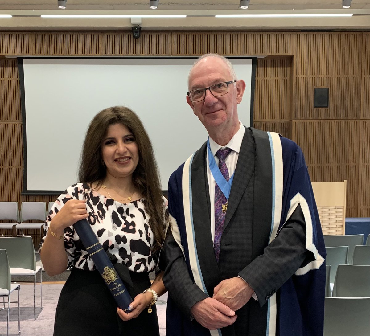 Lance Sandle tweet media