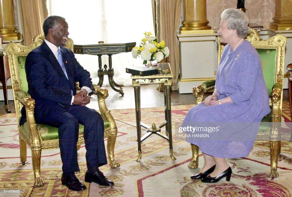 tito_mboweni's tweet photo. Her Majesty and the Presidents of South Africa. The Queen has passed on, Long Live the Queen! https://t.co/nn0rtQs393