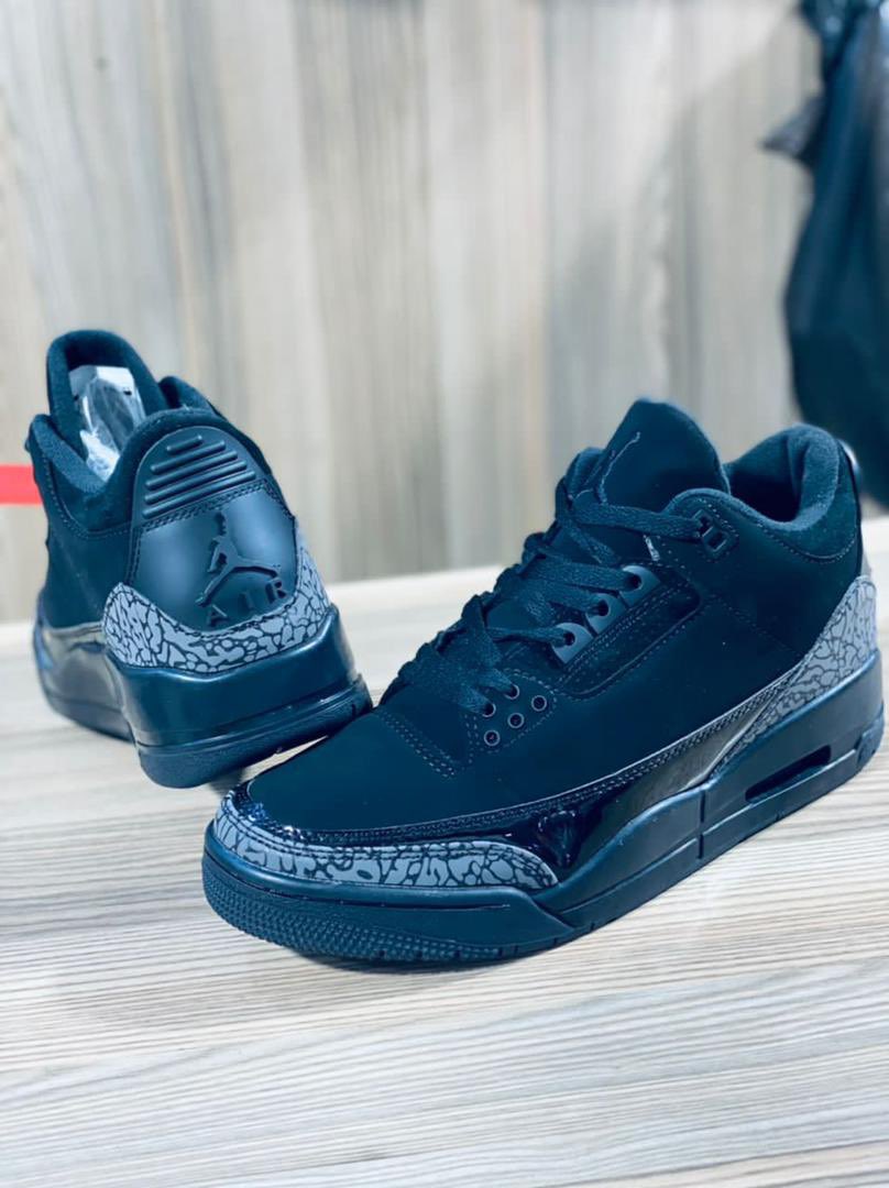 Have you already secured sneakers for the concert 🙊
If not hit me up asap at 120,000 ug shs. 
<a href="/MeythasPalace2/">Meytha'sFashionPalace💋</a> 
#MeythasFashionPalace 🫦