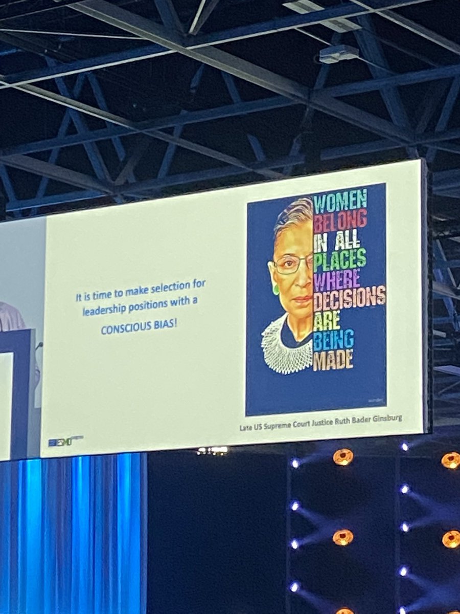 MeRoOo_'s tweet photo. #women #oncologist #esmo2022
Build one another up💪🏼 We can do it 💄👠🩰👒
speaker: Fatima Cardoso loved it! 👏🏼👏🏼 https://t.co/4uvhxUwCPM