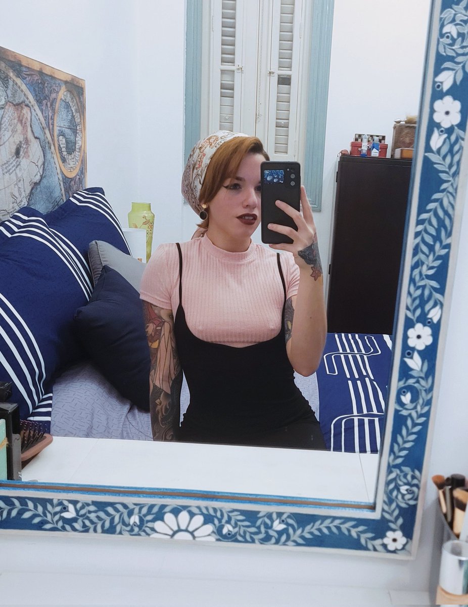 Marchesssssssa's tweet photo. Mirror Mirror 🪞✨️ https://t.co/JNtP0R01uT