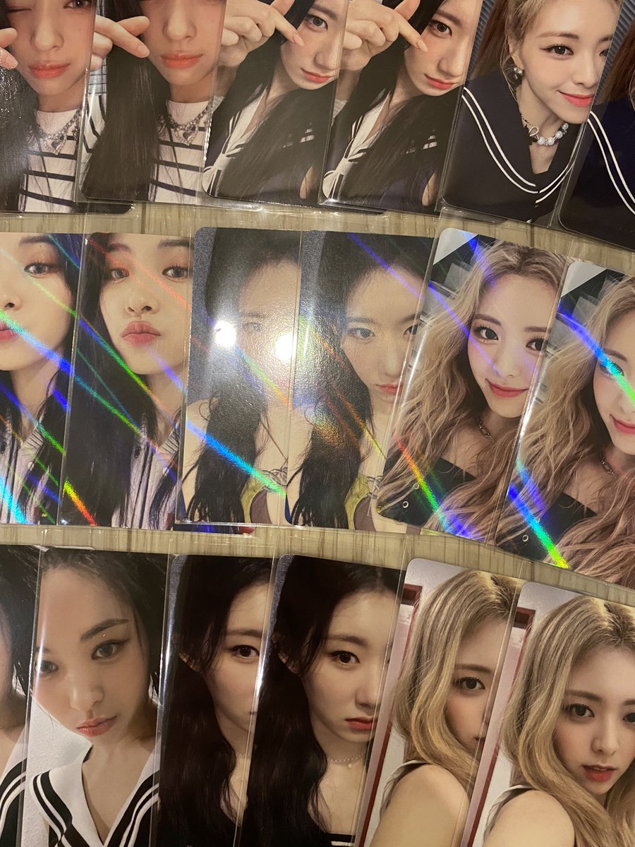 apartofthings's tweet photo. 🎀 itzy checkmate callsign events 🎀

🧸 makestar event 1 (offline &amp; online)
🧸 withmuu event 2 (รอบ 2)
🧸 withmuu event 4

น้องๆมาถึงเราเรียบร้อยแล้วนะคะ ซองมาถึงเราเพิ่มแล้วด้วยค่าวันนี้ เดี๋ยวเราขอทยอยแพ็คให้พร้อมกับรอบก่อนหน้าเลยนะคะ เริ่มส่งให้วันพรุ่งนี้ค่า❤️‍🔥

#aptxupdated https://t.co/NVNzc7qtc2