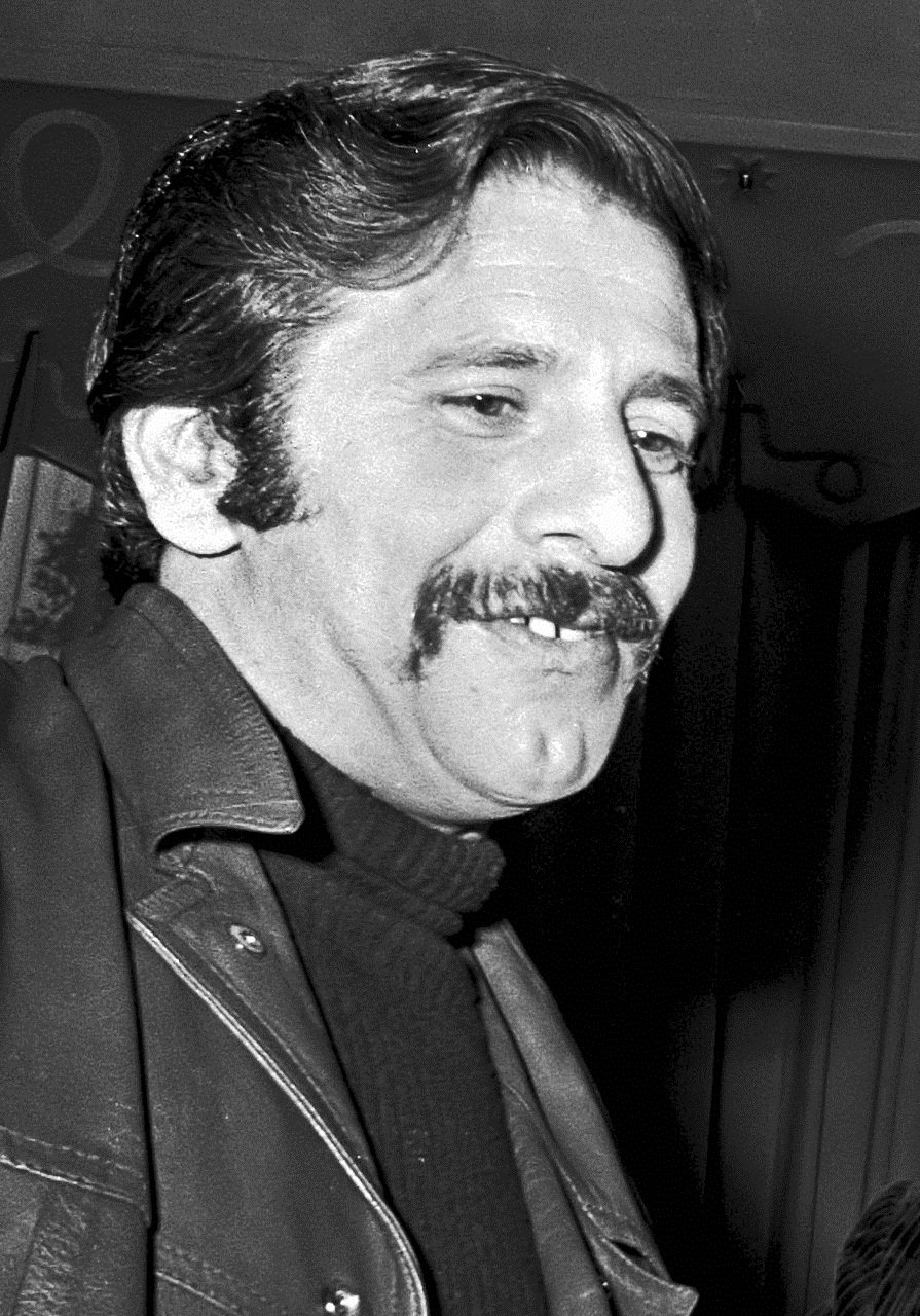 Happy birthday Chaim Topol!! 