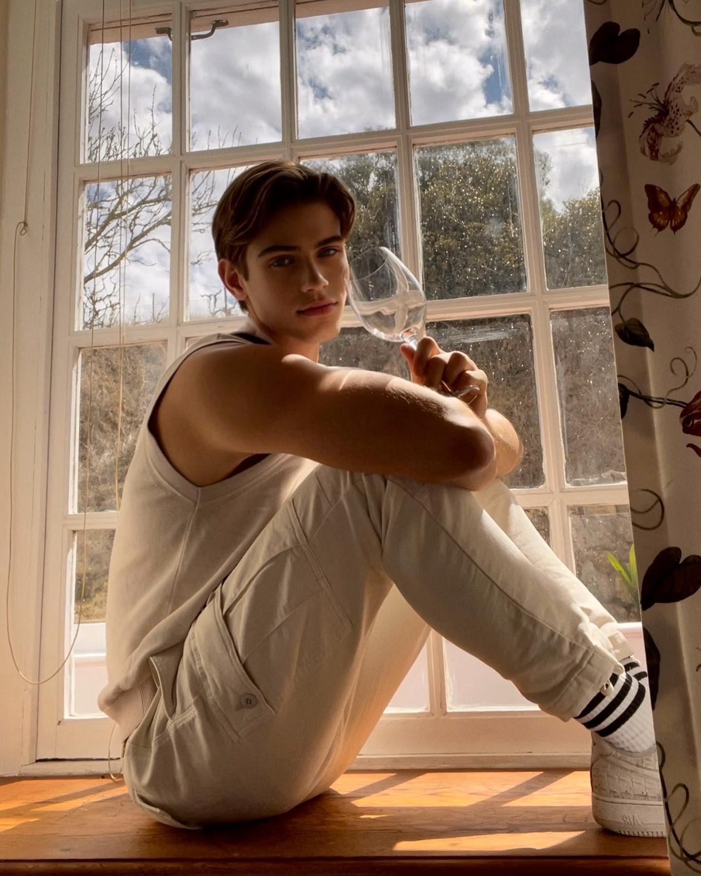 Lorenzo Bold on Twitter: Who’s gonna fill me up 😋 gay gaymodel  