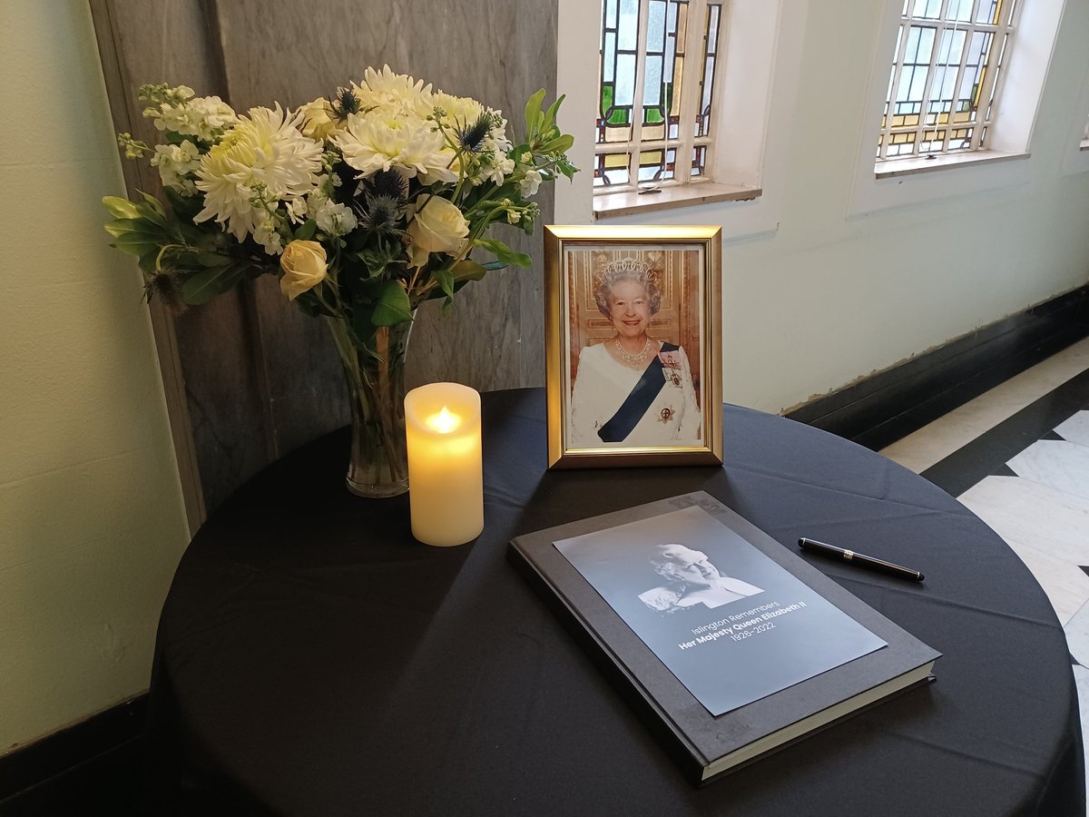 A Book of Condolence is now open at Islington Town Hall for people to pay their respects to Her Majesty The Queen and pass on their condolences to the Royal Family. The book is available between 9am and 5pm every day except Sunday.
#QueenElizabethII