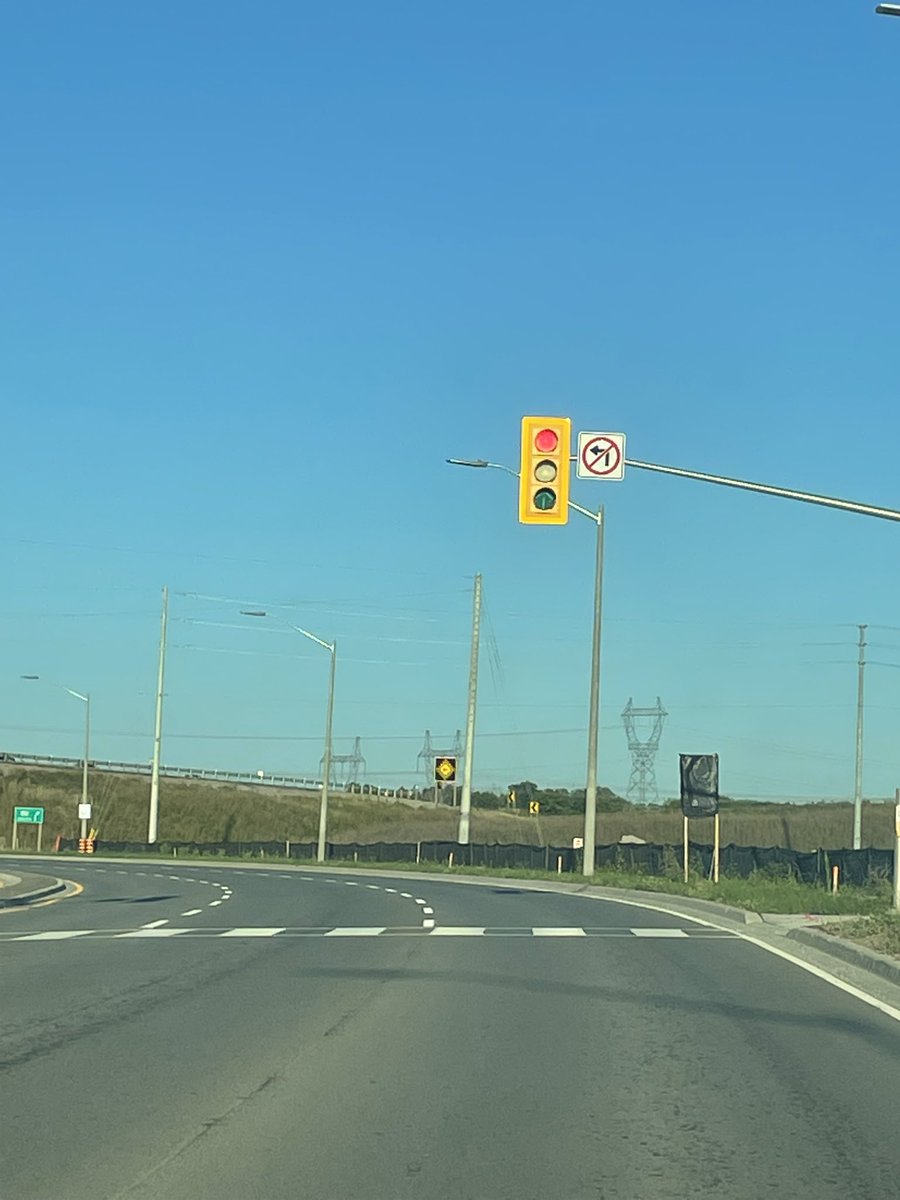 DebiMajor tweet media