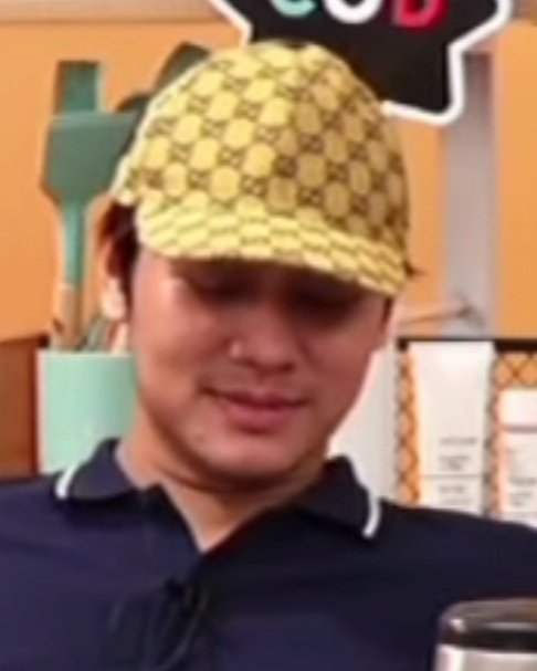 Hmmm aku bingung kok belum naik-naik hastag nya 🙃 semangat kita bisa pasti 🔥😍

#leslardishopee