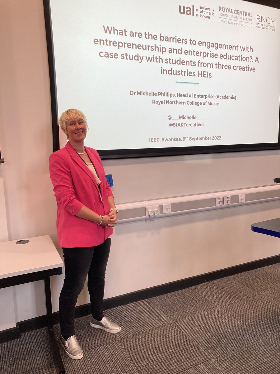 Emma Forouzan tweet media