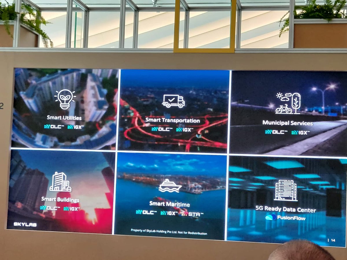 drootoocloud tweet media