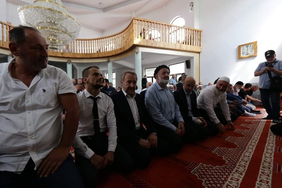 Zbijmo saffove braćo Bošnjaci