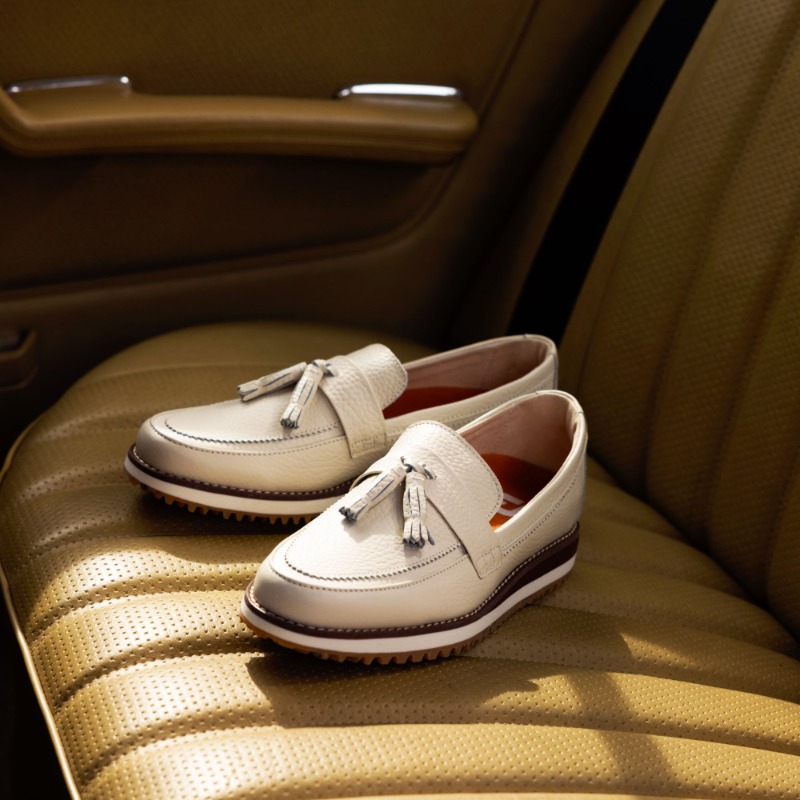 FootJoy's tweet photo. Play with Style. And Substance.
Upgrade your game with the latest arrivals to https://t.co/NCLp8hjiQc.
Now Available:
π #ContourJogger
π #FJSandy
π #FJLinks