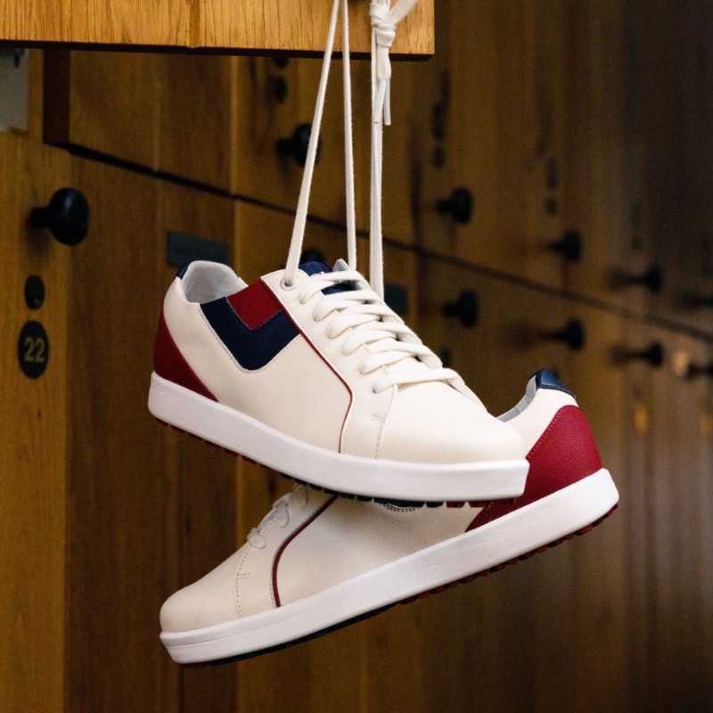 FootJoy's tweet photo. Play with Style. And Substance.
Upgrade your game with the latest arrivals to https://t.co/NCLp8hjiQc.
Now Available:
π #ContourJogger
π #FJSandy
π #FJLinks