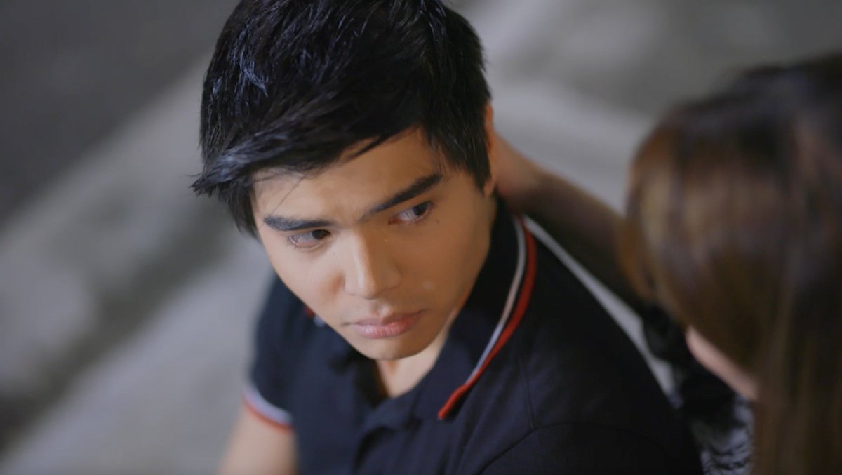 GMA_PA's tweet photo. Kay Armando o Dona man, hayop ang turing nila sa'yo. #LolongKapatidReveal https://t.co/SBM7IwxZn2