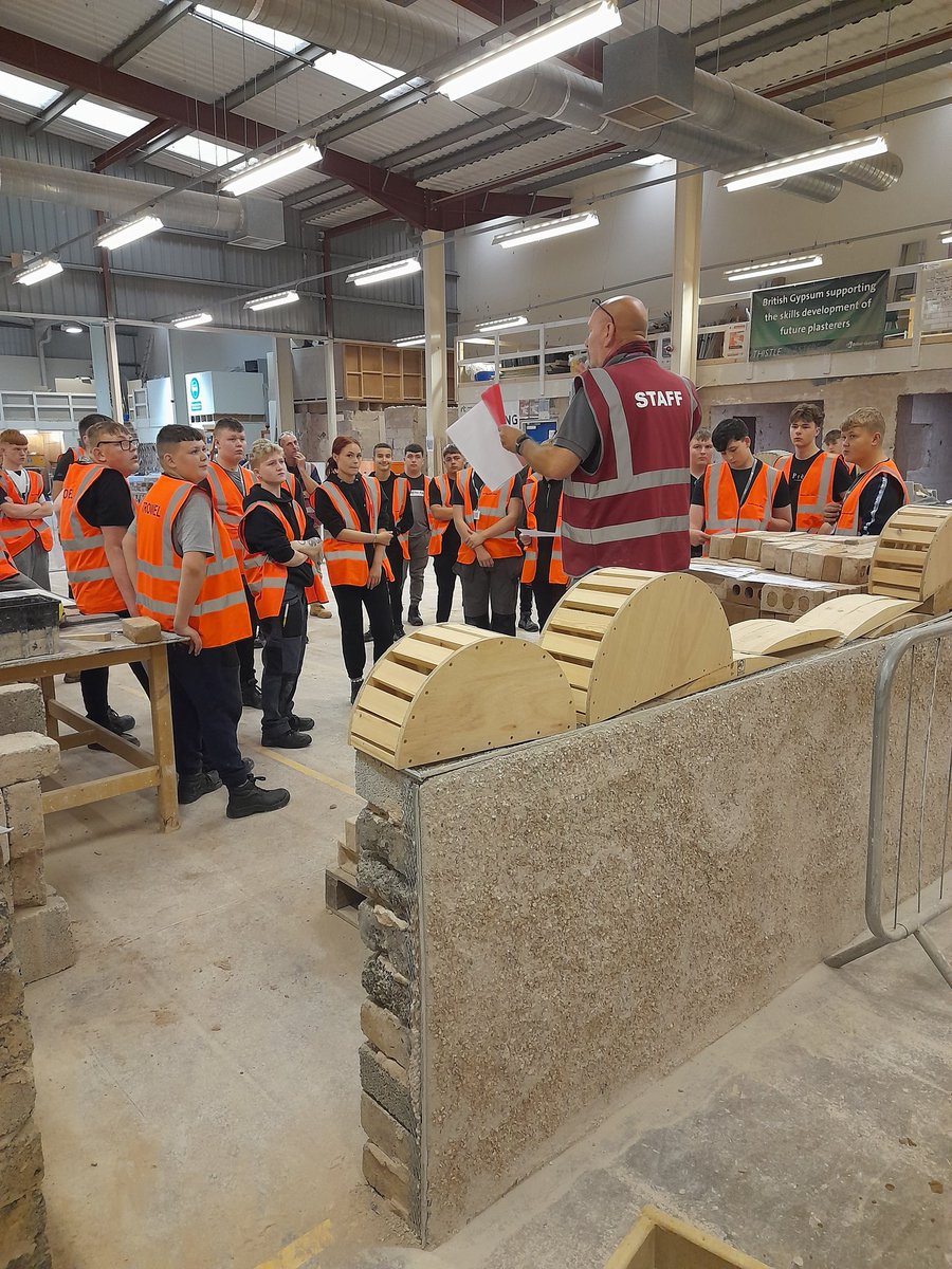 Construction_NL's tweet image. We are nearly at the end of our first week, 300 students all inducted, have timetables and on the right programmes, 🥵🥵🥵 
Super proud of all our trade tutors and   Carmen, Lisa &amp;amp; Amanda our Maths &amp;amp; English team.
Not an easy week, 
Just THANKYOU from the Boss 
@NorthLindsey