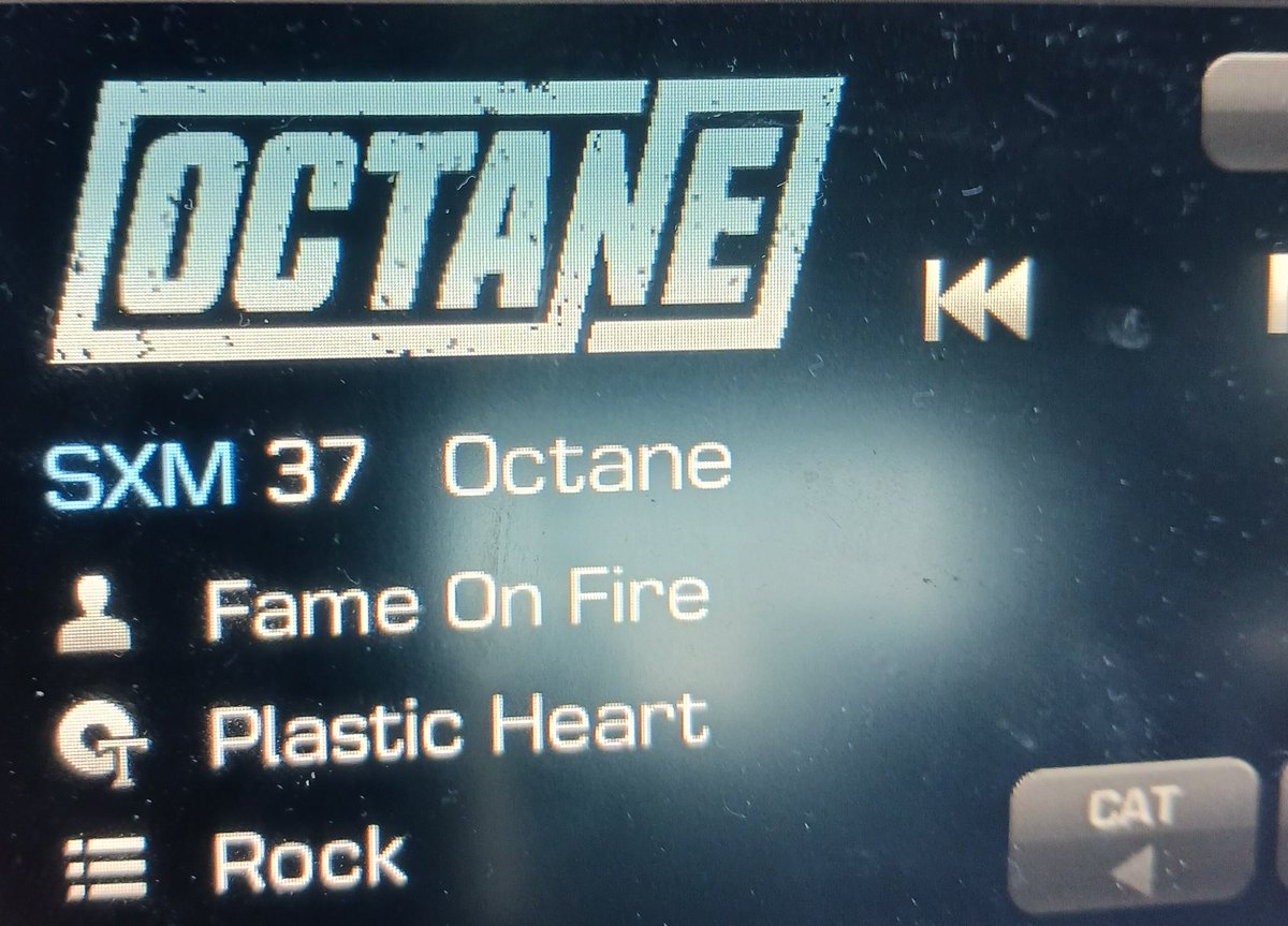 wizardroberts's tweet photo. @fameonfire #PlasticHeart on @SXMOctane !! Yesss MY FAVORITE 😍 🤘🤘🤘🖤🖤 https://t.co/sBS5yo2xZZ