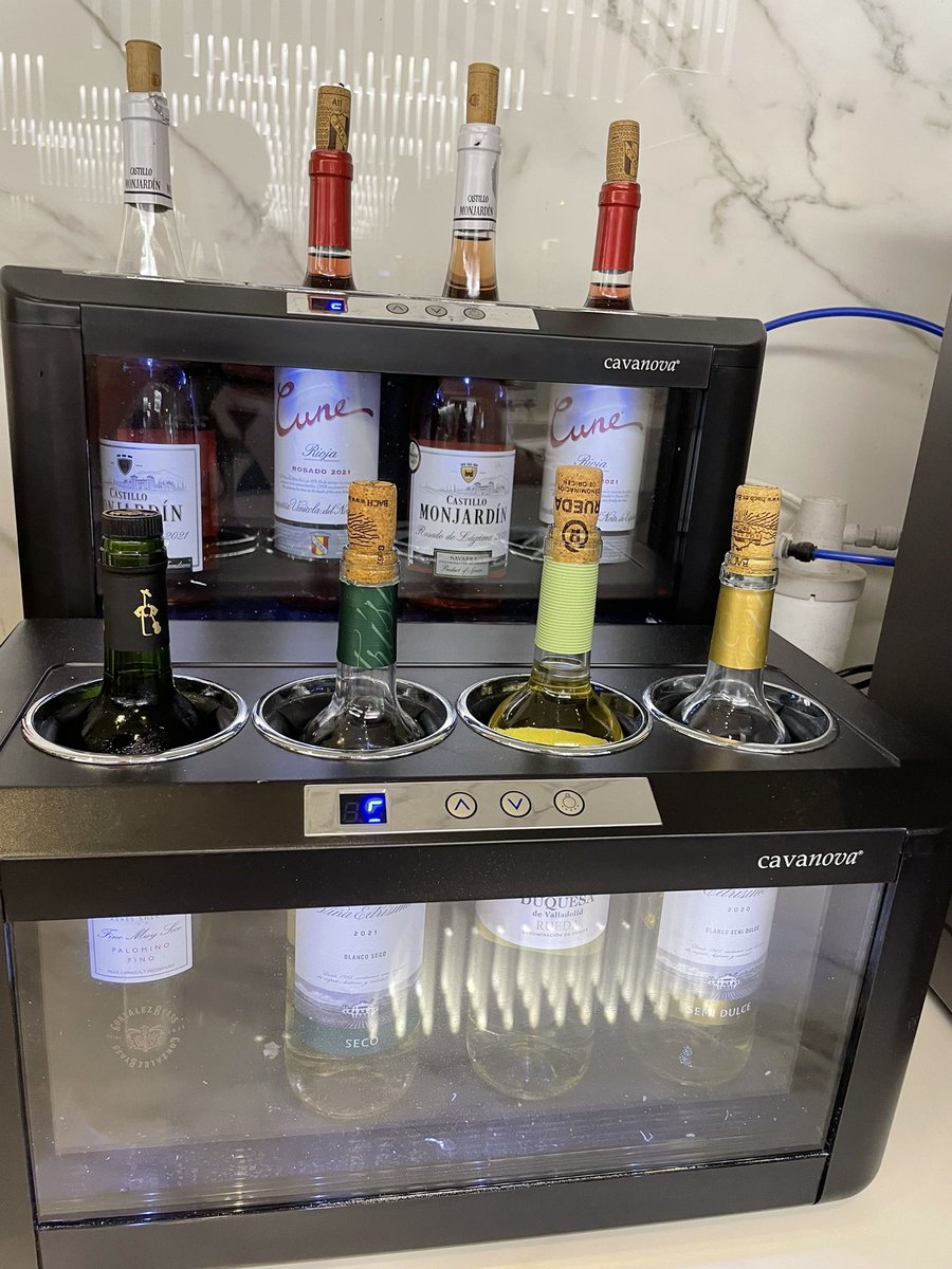 My last moments in Barcelona 🙁 I very much enjoyed <a href="/ADHOC_2022/">ADHOC 2022</a>: great science and wonderful people! Cannot wait till the next meeting in 2024 in Venice! PS: plenty to choose from in the Lounge…