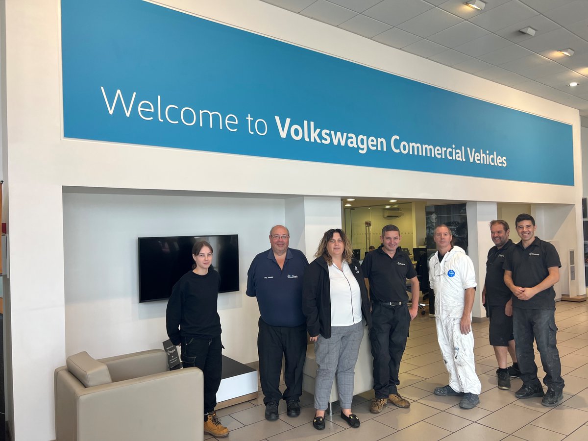 autoflow's tweet photo. A great big @AutoFlow warm welcome to Nicola and all the team at @CitygateCars Wooburn.  Welcome to the #AutoFlowFamily https://t.co/eZt4z6Dvmj