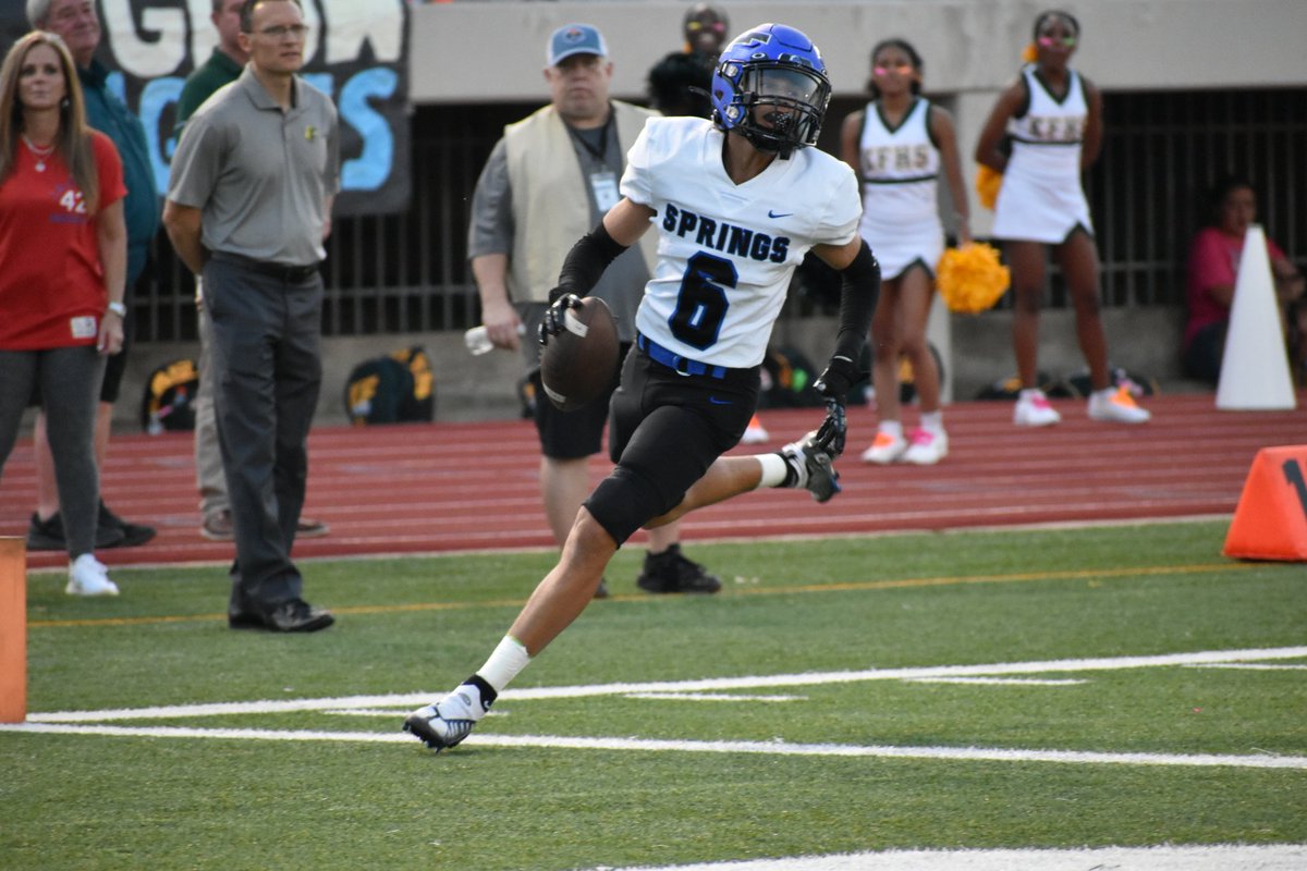 ClearSpringsHS's tweet photo. The Chargers defeated Klein Forrest last night with a final score of 24-17. #TheChargerWay #ChargerNation https://t.co/cZMfNG6TMV