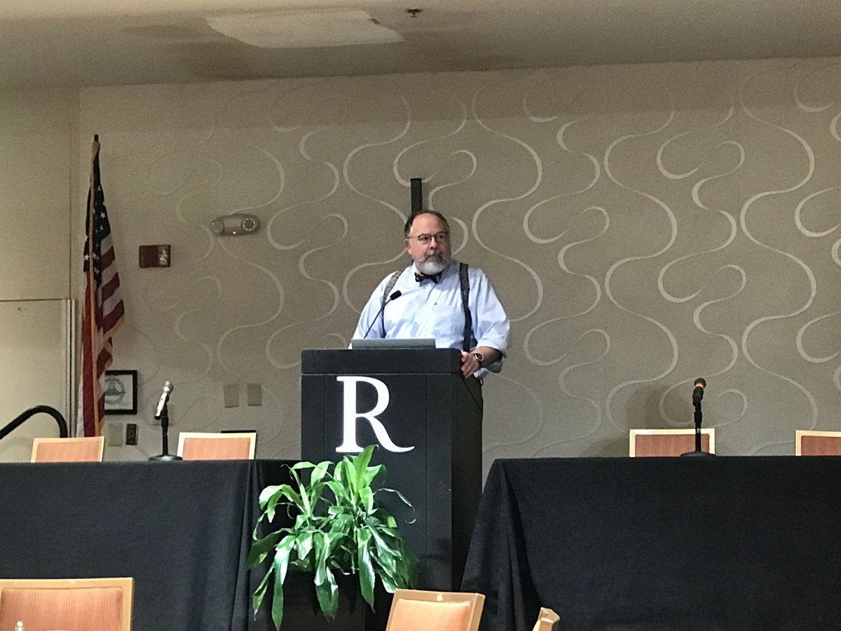 scottevans910's tweet photo. Great to get some updated political insight at the @NCACCT leadership by TheBigI_NC very own @joeytwogloves this morning in Asheville. #IIANC https://t.co/twE3Fa3twF