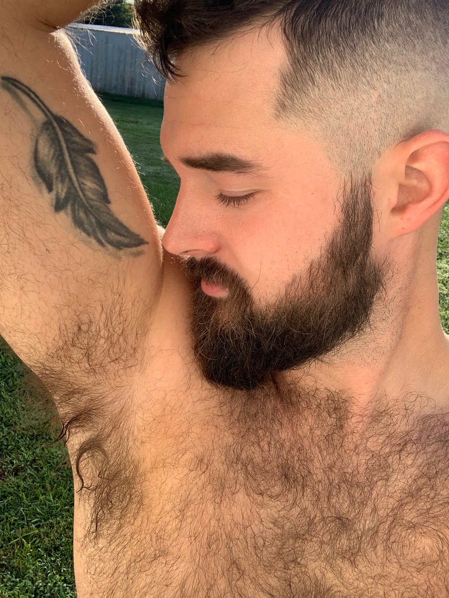Kentuckyboy93's tweet photo. Get in these pits boy https://t.co/qjd3YVpyDR