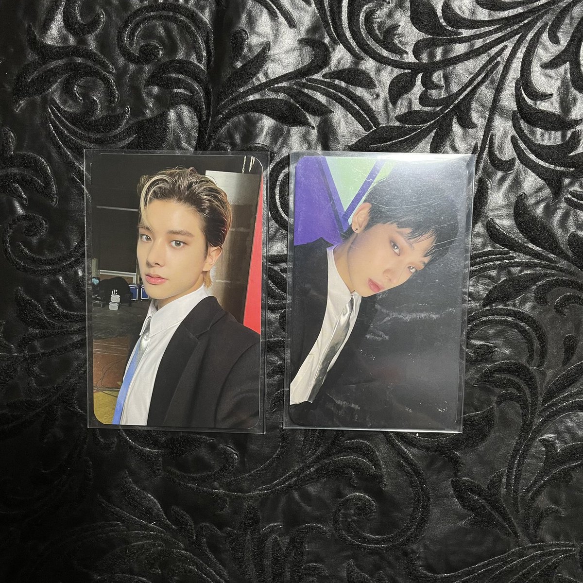 fanessentialsph's tweet photo. wts/lfb ph enha

｡:°ஐ  enhypen - dimension : answer pobs, album pcs &amp; polas

ꔛ  heeseung, sunoo, ni-ki, jungwon, jake, jay, sunghoon
ꔛ  qyop
ꔛ  no rush shipping
ꔛ  payo

dm to buy~! https://t.co/IXInyGiRWt