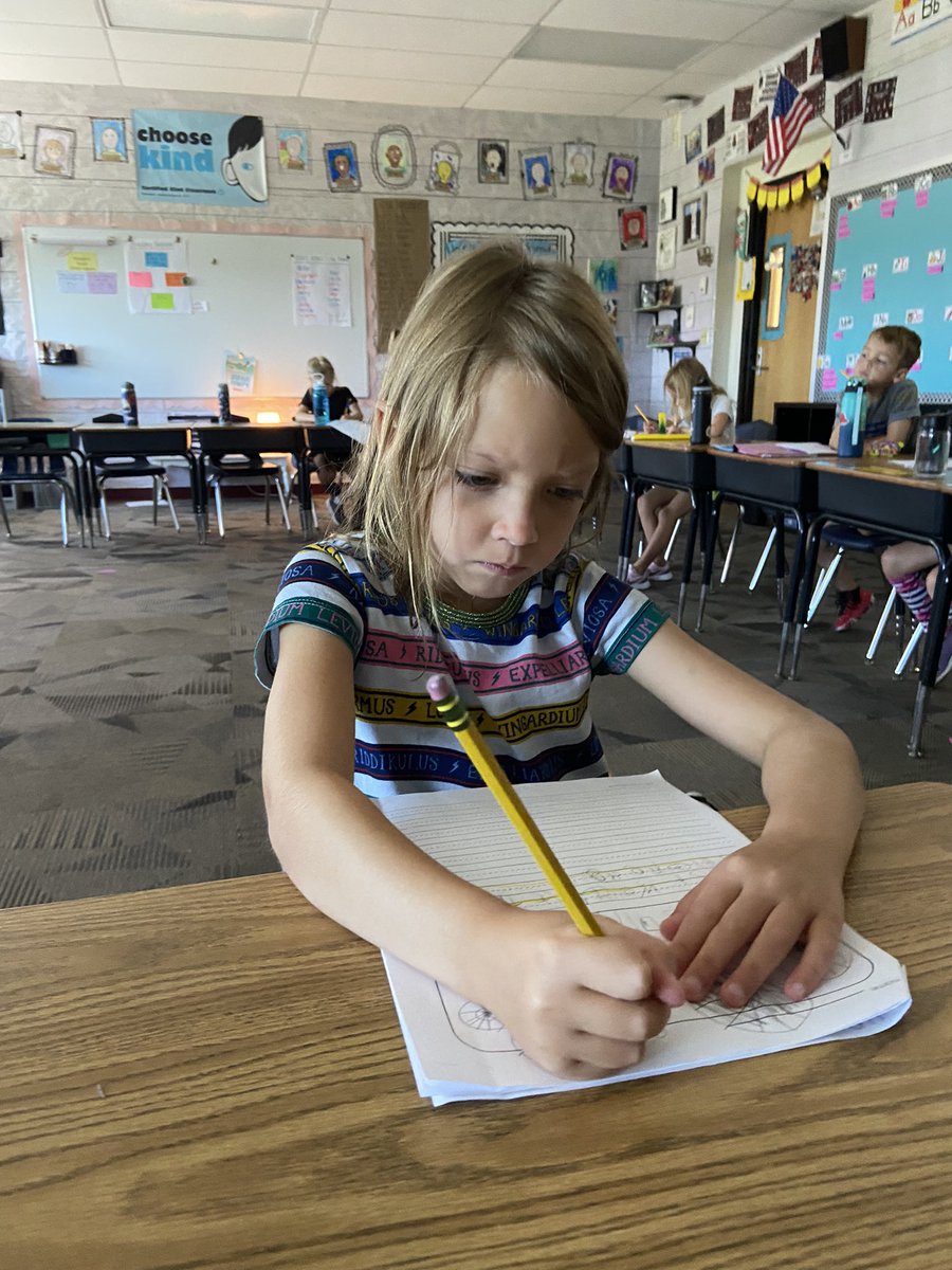 Toro's 1st Graders tweet media