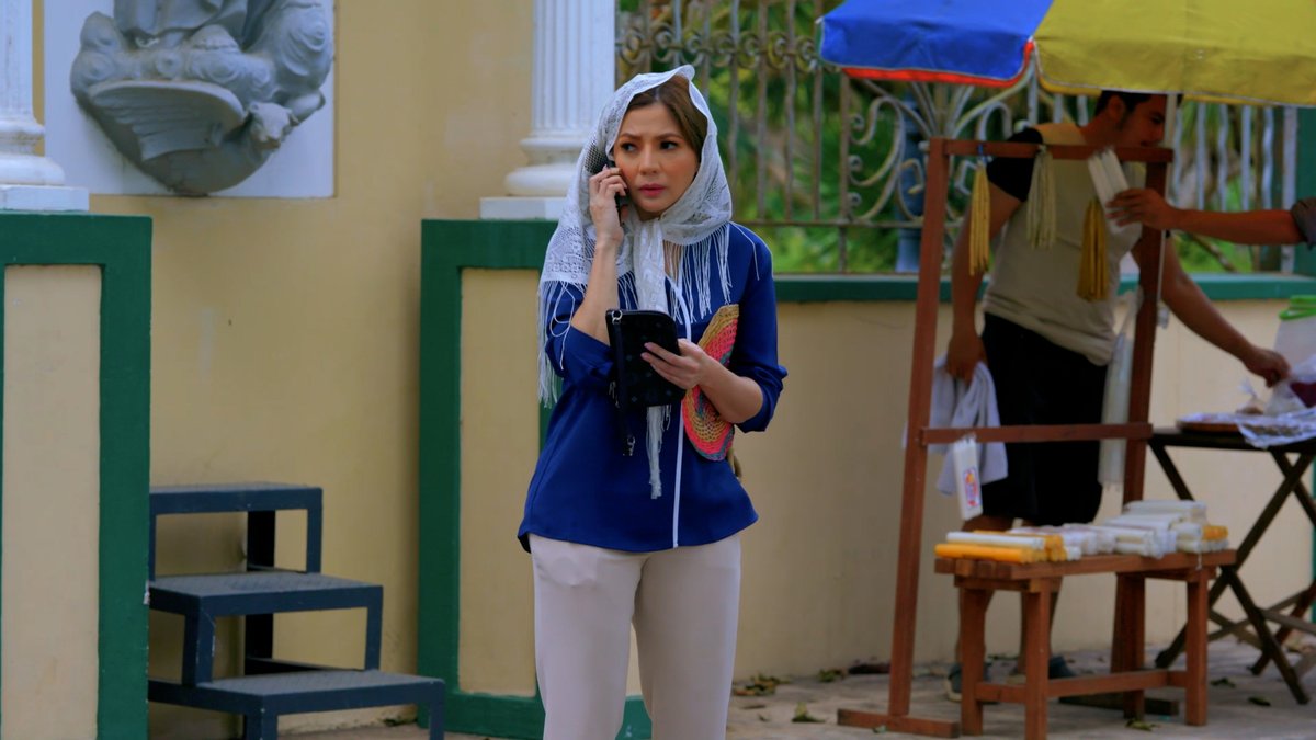 GMA_PA's tweet photo. Si Punong Tsismosa, tumatawag na naman kay Madam BFF na hindi naman siya ang BFF. #LolongKapatidReveal https://t.co/J9HBCFPJy5
