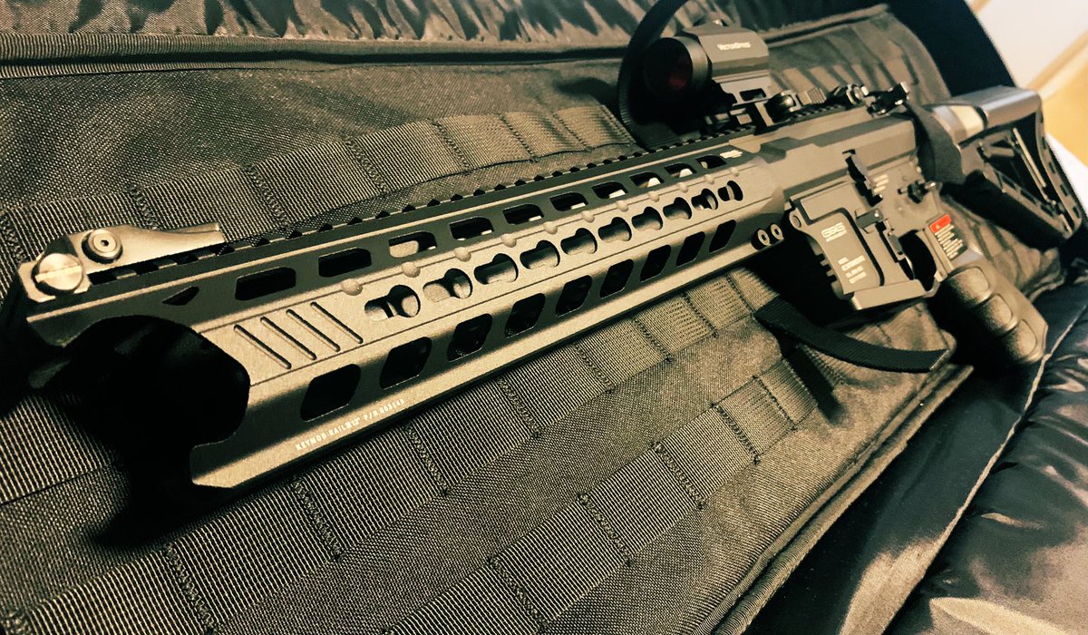 41PXさんでG&amp;Gデビュー
形に一目惚れしたプレデター

新しいエアガン 使っていくぞー！
＃サバゲー