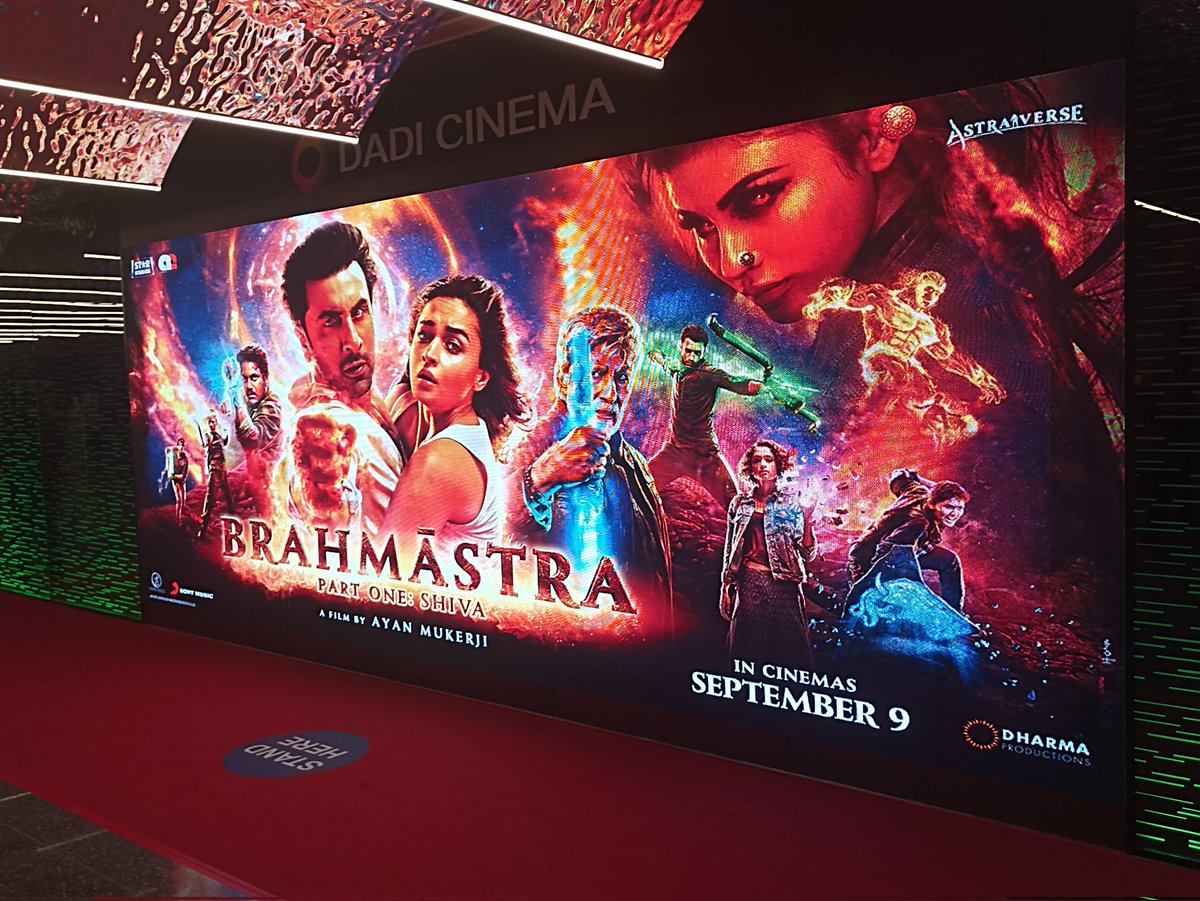 MalaysiaTickets's tweet photo. Showtime - #Brahmastra 
Part One: Shiba

Premier show at #DadiCinema #PavillionKL

Thank you @ANTENNAETS https://t.co/TCnWBX4QQp