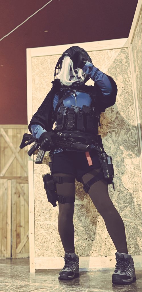 BHO91Autumn's tweet photo. 本垢とは別に黒頭巾UNIT.91 Autumnとしてアカウントを立ち上げました。
こちらでは黒頭巾関連メインに絡んでいきます。

#黒頭巾
#blackhoodoperator https://t.co/PCXcO5xY6H