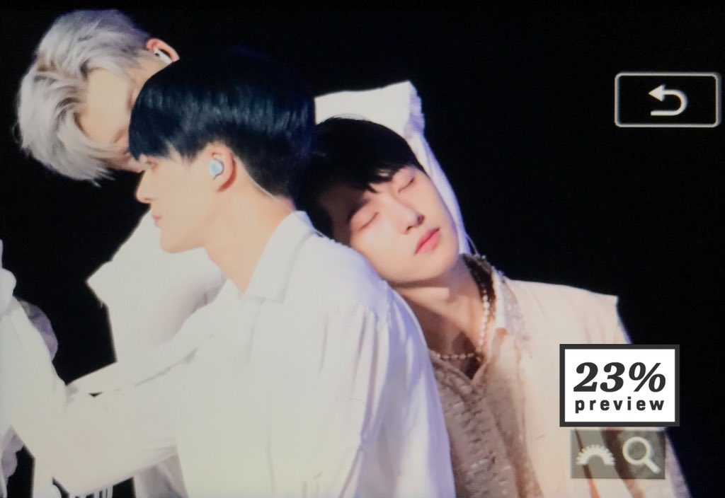real___mia's tweet photo. จะฆ่าแม่เบ๋อ🫠🫠🫠🫠🫠🫠🫠🫠🫠🫠🫠 #noren #โน่เหริน https://t.co/90XZirZrsm
