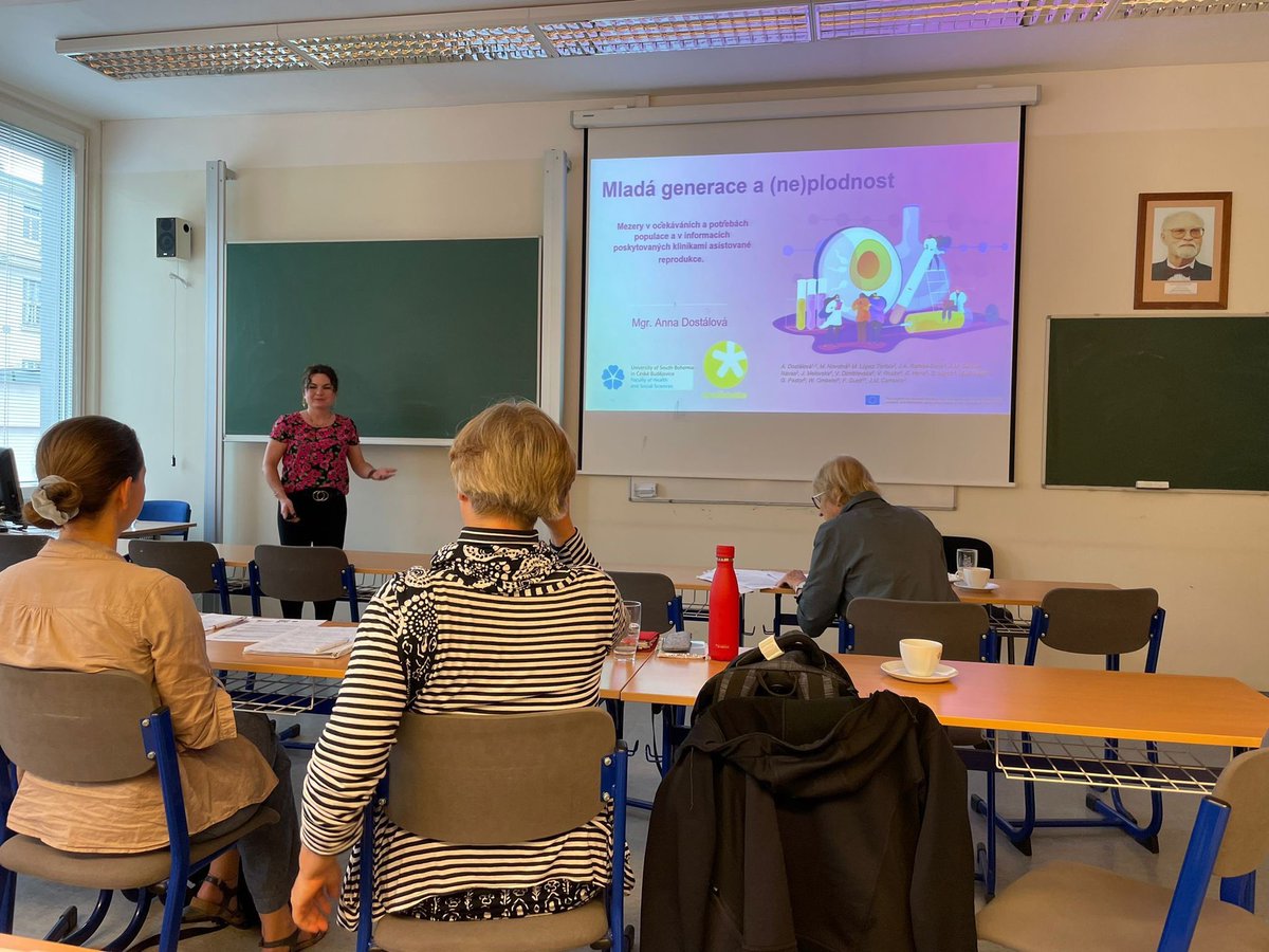 b2inf_'s tweet photo. @Mediversvm has presented B2-InF at the Sociological symposium at Medical Faculty at Charles University🇨🇿 !

B2-InF is a #H2020 Science with &amp; for Society project which aims to give voice to citizens towards improving Assisted Reproduction Technologies
➡️ https://t.co/AIGHJEmU4G https://t.co/NxmiTFltMn