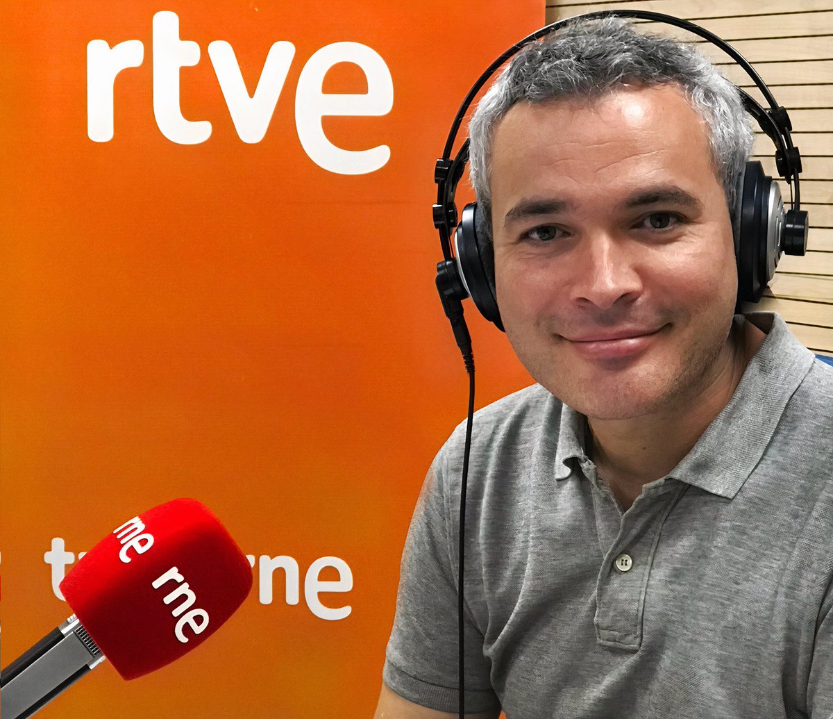 Interview on national Spanish radio “El placer de admirar” with world-renowned paleoanthropologist <a href="/JuanLuisArsuaga/">Juan Luis Arsuaga</a> <a href="/rtve/">RTVE</a> on autism, ABA, and international careers in Science - airing this Saturday at 230 pm CEST #ABA #Ciencia #ElPlacerDeAdmirar rtve.es/radio/radio-na…